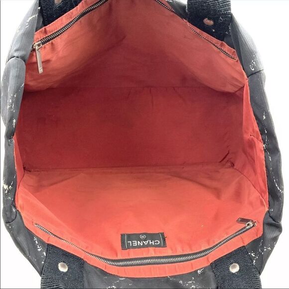 💛 Authentic Chanel Travel Line Black Nylon Bag - Picture 8 of 8